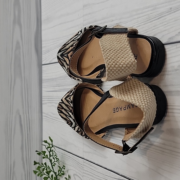 Rampage Corrinna Black and Cream Pointy Toe Flats Womens Size 6M - Picture 4 of 9